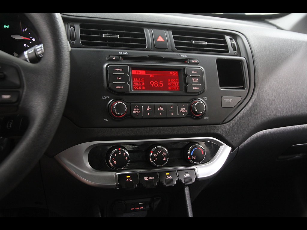 Used 2015 Kia Rio LX w/ Power Package FWD image 9