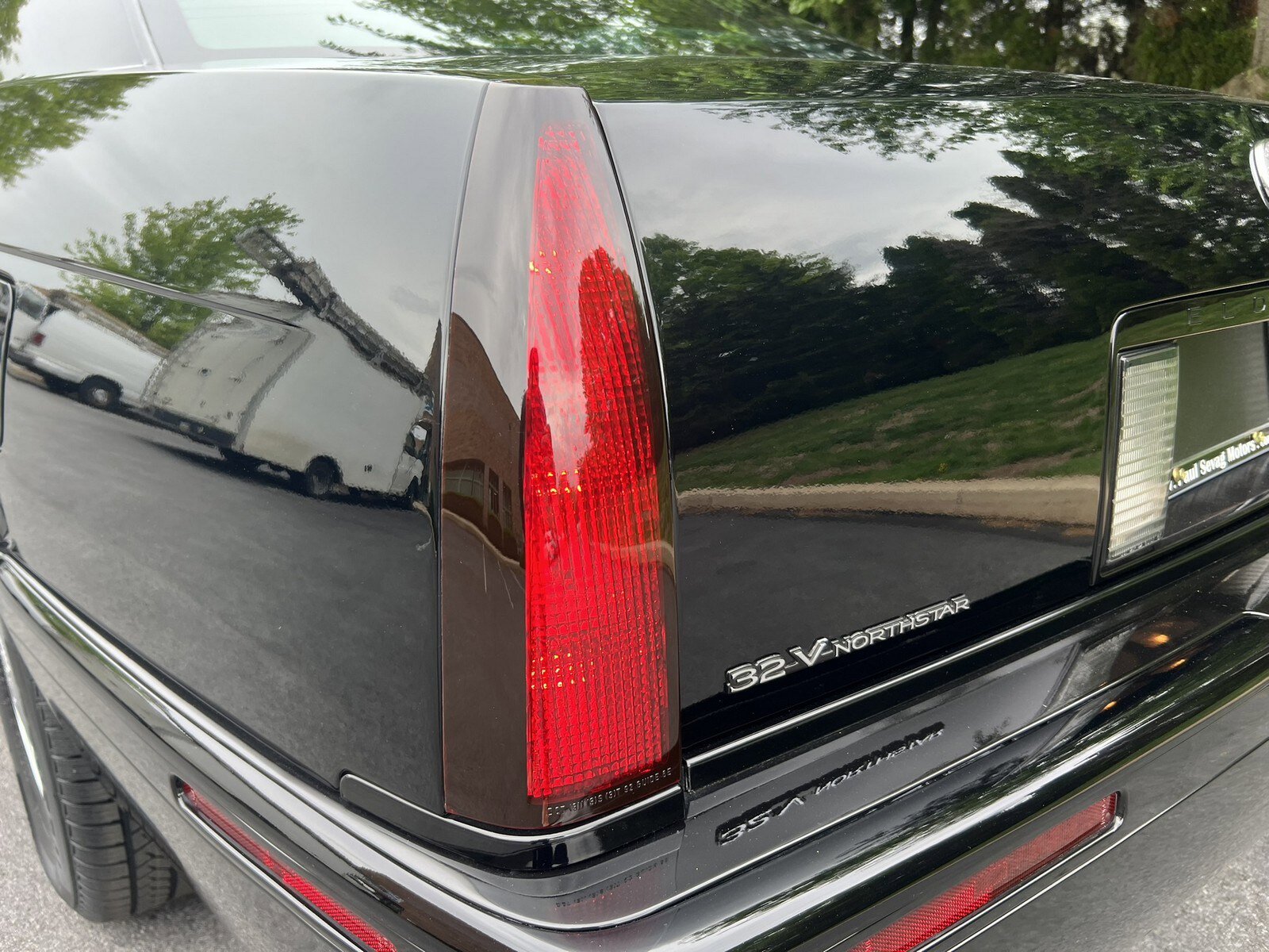 Used 2002 Cadillac Eldorado Touring w/ Preffered Equipment Group FWD image 87