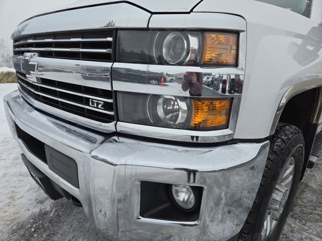 Used 2018 Chevrolet Silverado 2500 LTZ w/ Duramax Plus Package image 6