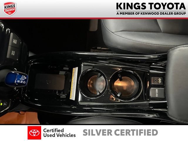 Certified 2017 Toyota Prius Four FWD image 18