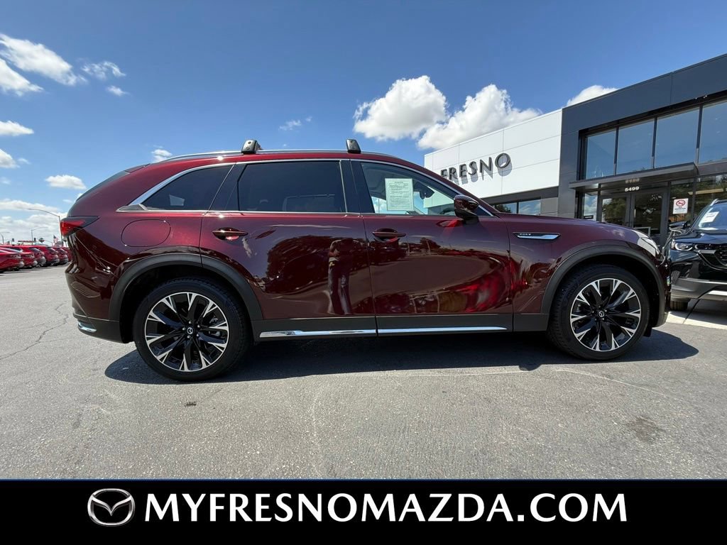 Certified 2024 MAZDA CX-90 Plug-In Hybrid w/ Premium Pkg AWD/4WD image 18