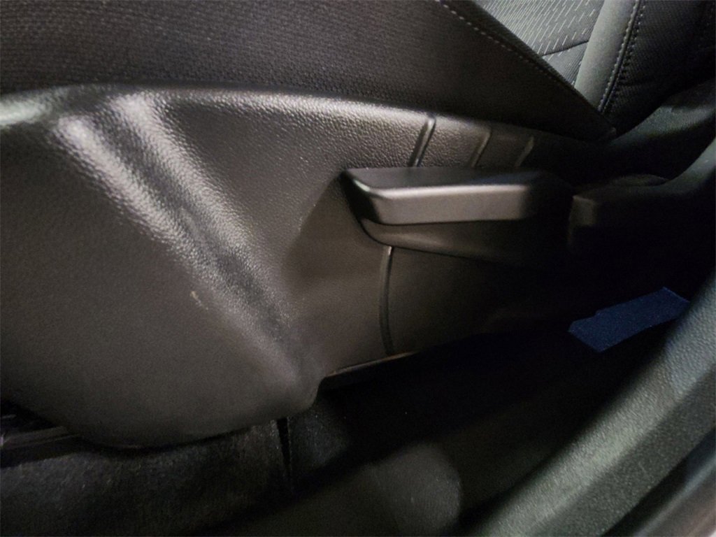 Certified 2025 Chevrolet Equinox LT w/ Safety and Technology Package image 13