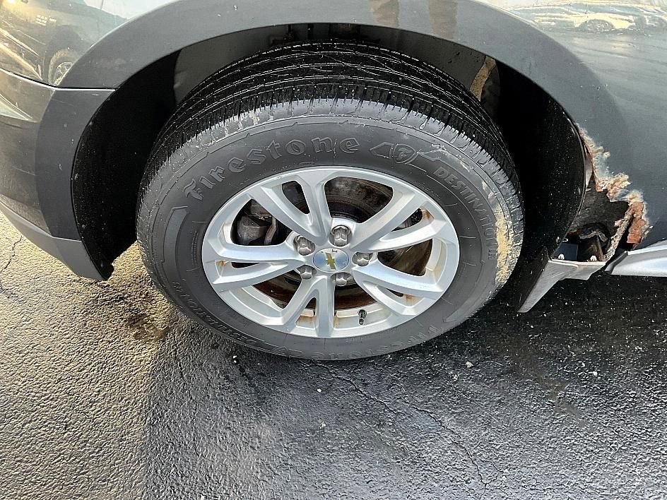 Used 2017 Chevrolet Equinox LS image 10