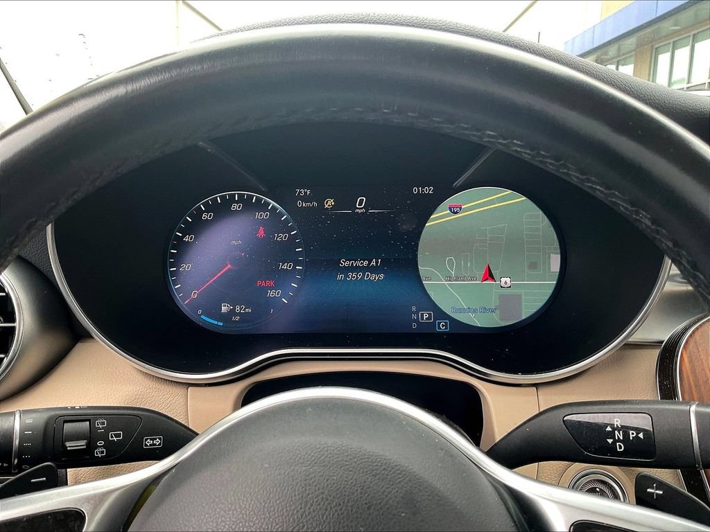 Used 2022 Mercedes-Benz GLC 300 4MATIC w/ Multimedia Package Lite image 14