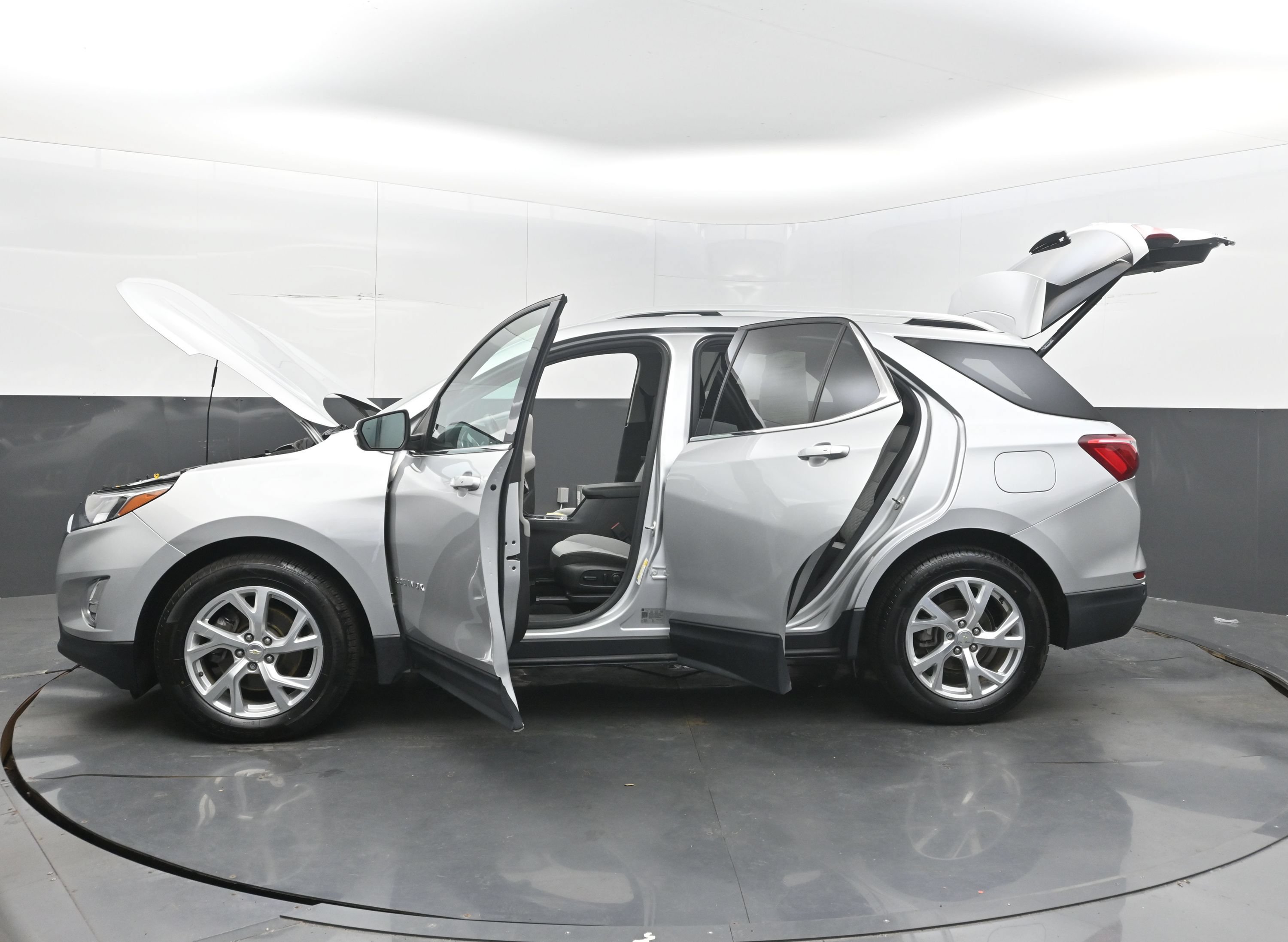 Used 2019 Chevrolet Equinox LT w/ Sun & Navigation Package FWD image 45