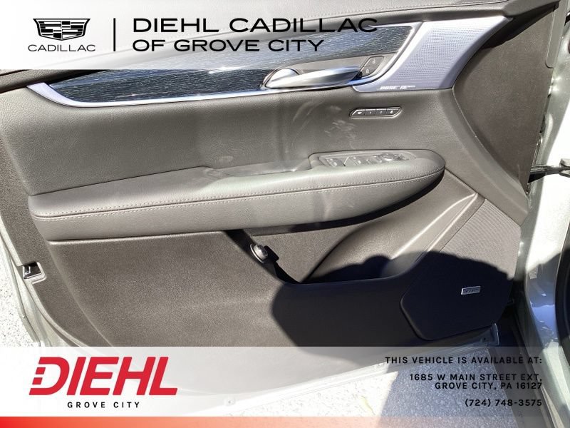 New 2025 Cadillac XT5 Premium Luxury FWD image 15
