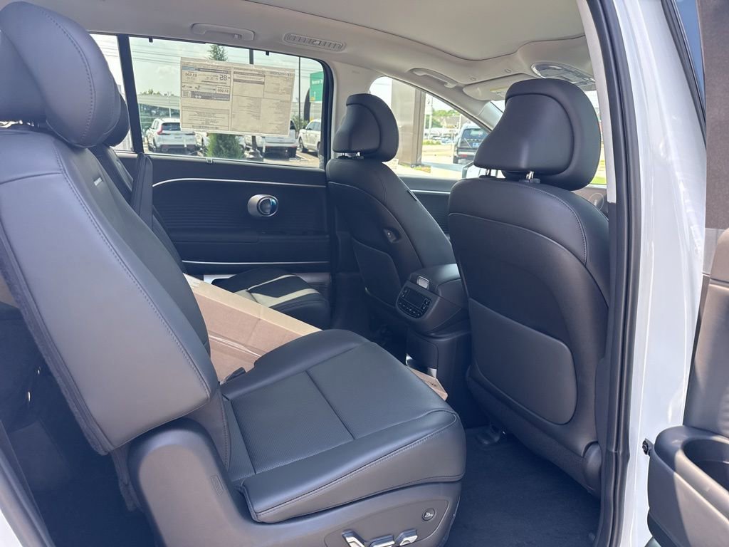New 2026 Hyundai Ioniq 9 Limited image 11