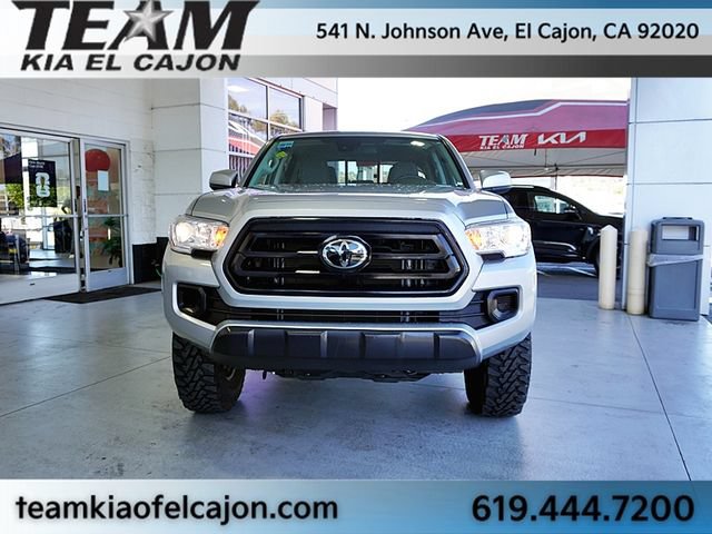 Used 2022 Toyota Tacoma SR AWD/4WD image 5