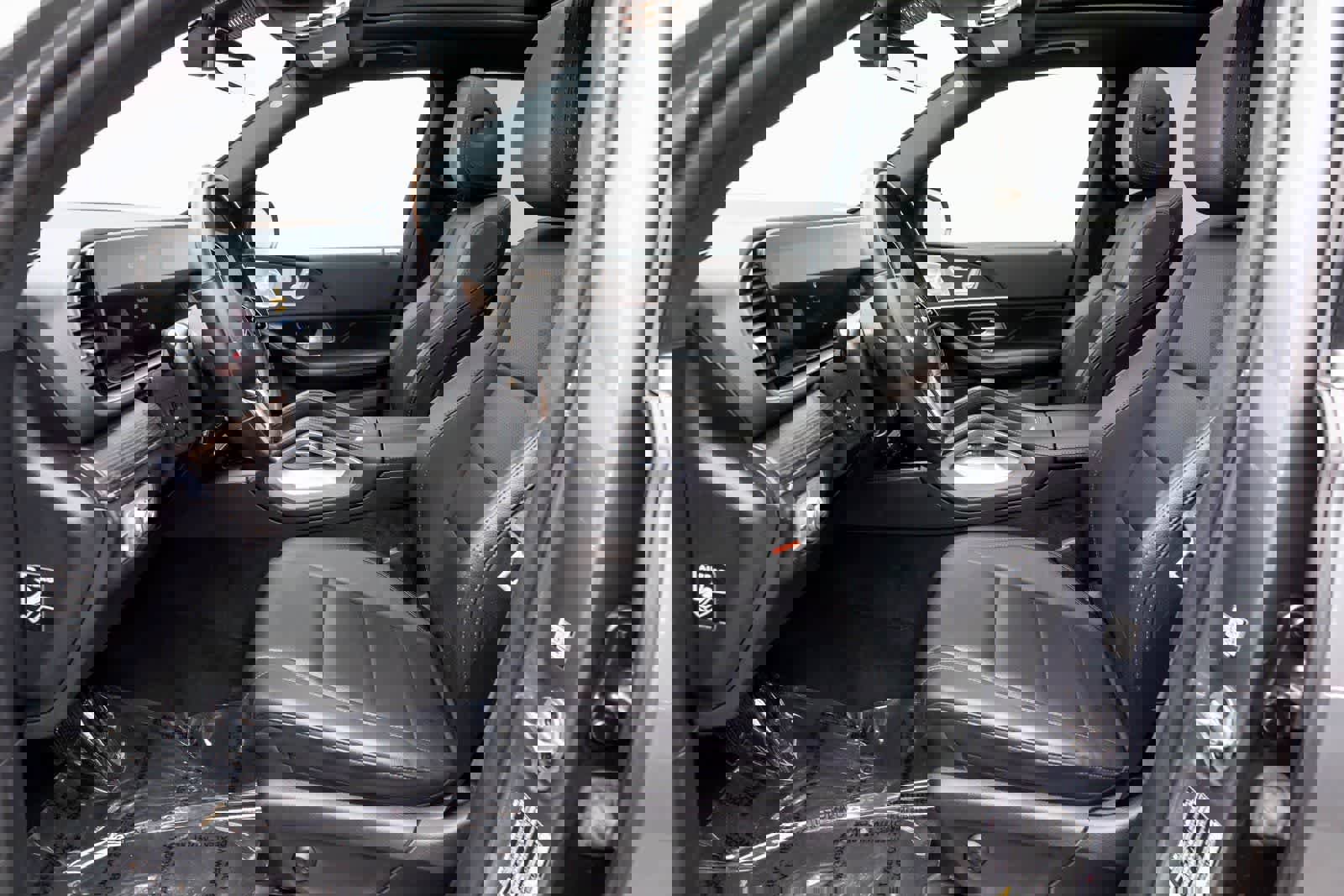 Used 2022 Mercedes-Benz GLE 350 4MATIC w/ Premium Package image 11