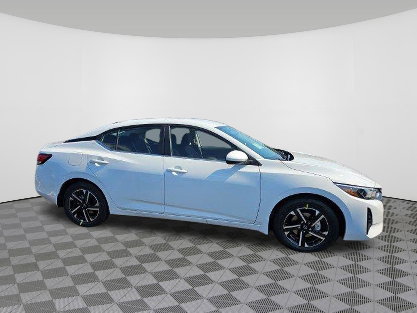 Used 2025 Nissan Sentra SV w/ All-Weather Package image 10