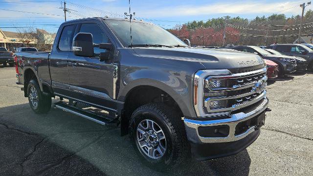 Certified 2024 Ford F350 Lariat image 3