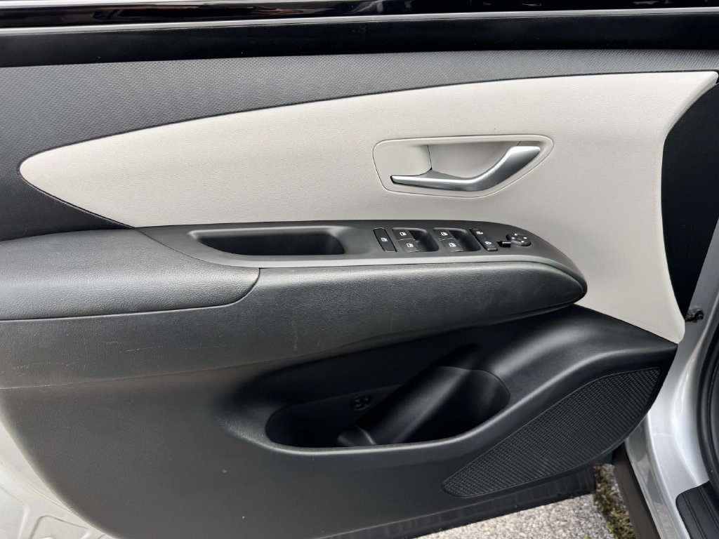 Certified 2023 Hyundai Tucson SEL AWD/4WD image 16