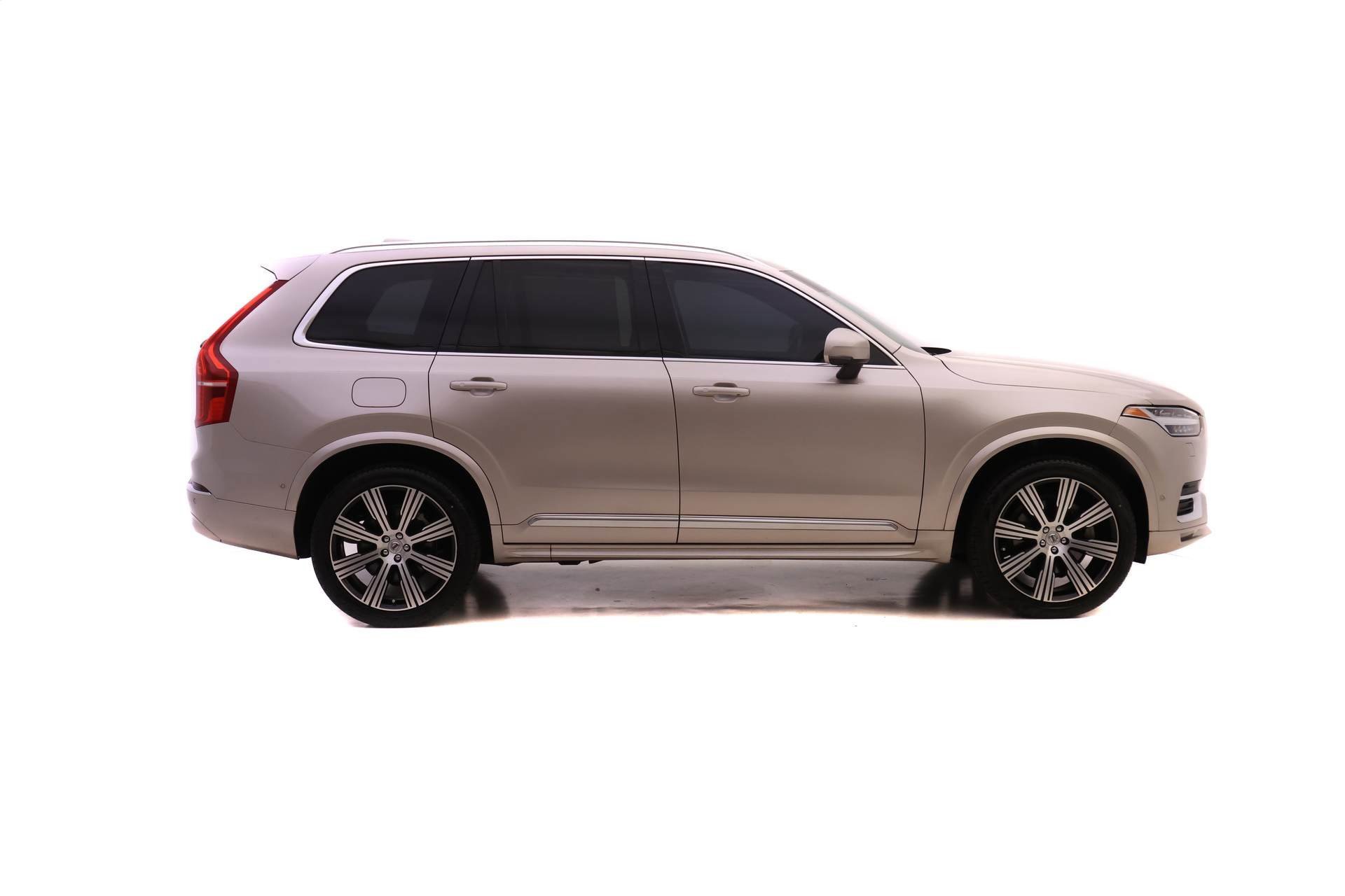 Certified 2023 Volvo XC90 B6 Ultimate image 4