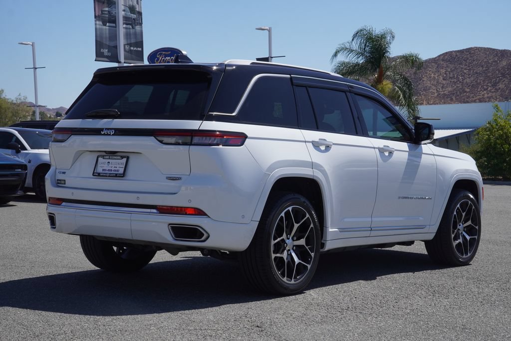 Certified 2022 Jeep Grand Cherokee Summit AWD/4WD image 4