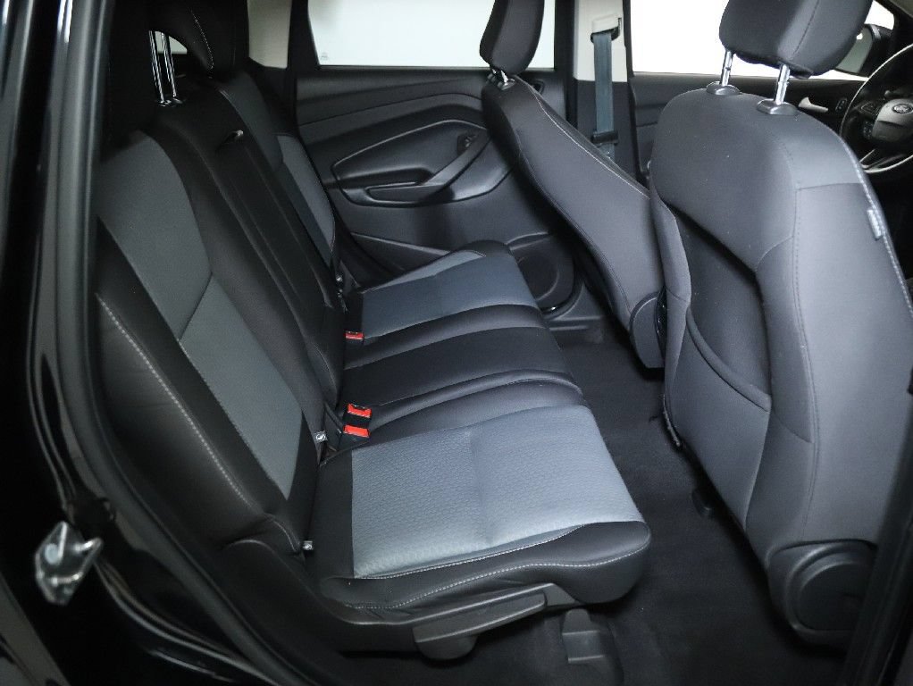 Used 2019 Ford Escape SE FWD image 31