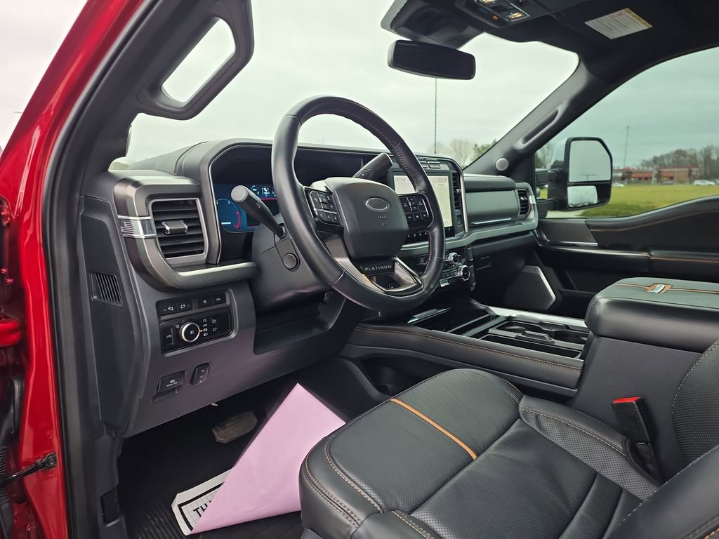 Used 2024 Ford F250 Platinum w/ FX4 Off-Road Package image 25