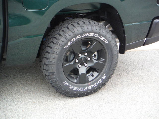 New 2027 RAM 1500 Warlock AWD/4WD image 10