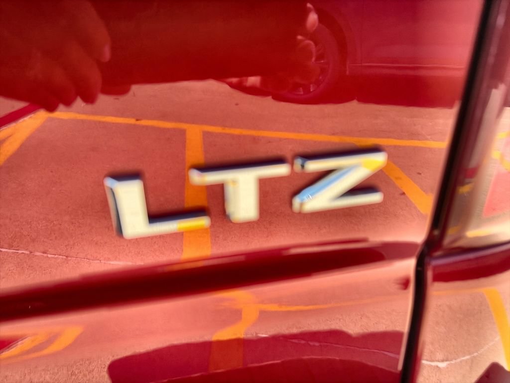 Certified 2019 Chevrolet Silverado 1500 LTZ AWD/4WD image 32