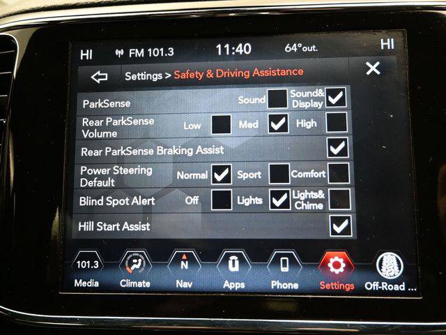 Certified 2022 Jeep Grand Cherokee Laredo E AWD/4WD image 36