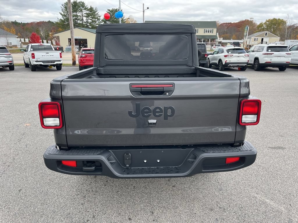 New 2026 Jeep Gladiator Sport AWD/4WD image 6