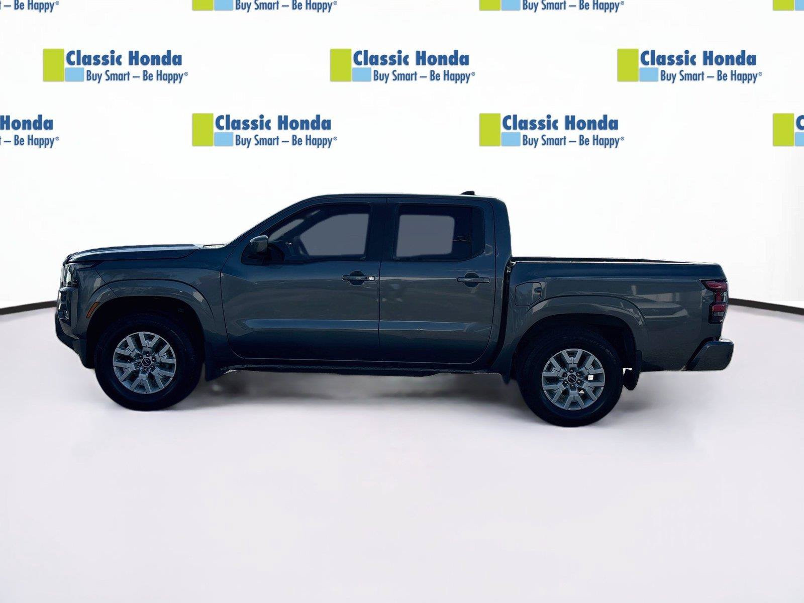 Used 2023 Nissan Frontier SV w/ SV Convenience Package RWD image 4