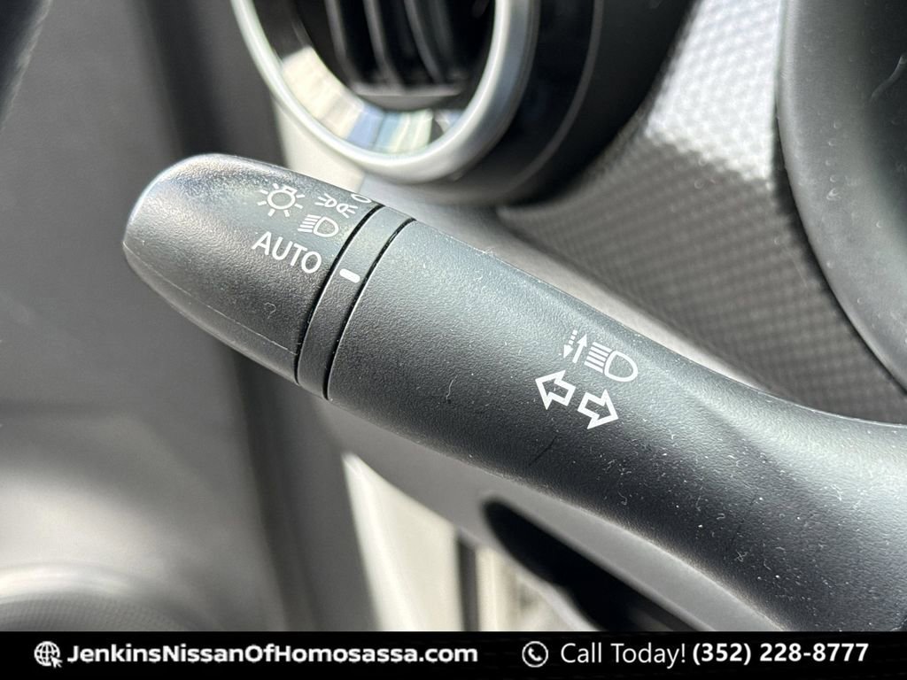 Certified 2024 Nissan Kicks SV image 37