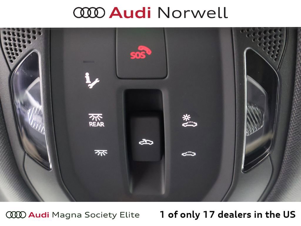 Used 2025 Audi Q5 2.0T Premium w/ Convenience Package image 9