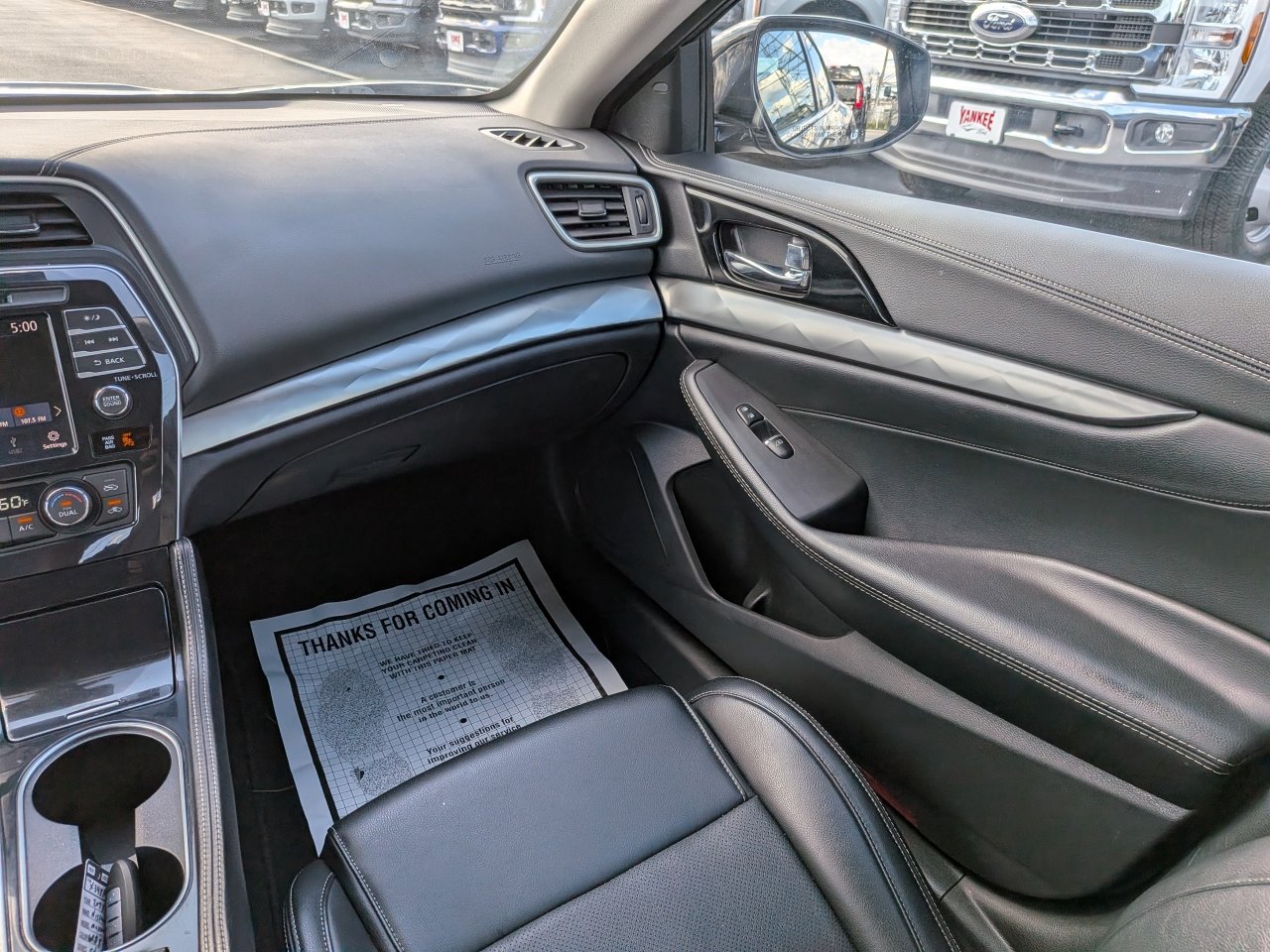 Used 2023 Nissan Maxima SV w/ Floor Mat Group FWD image 18