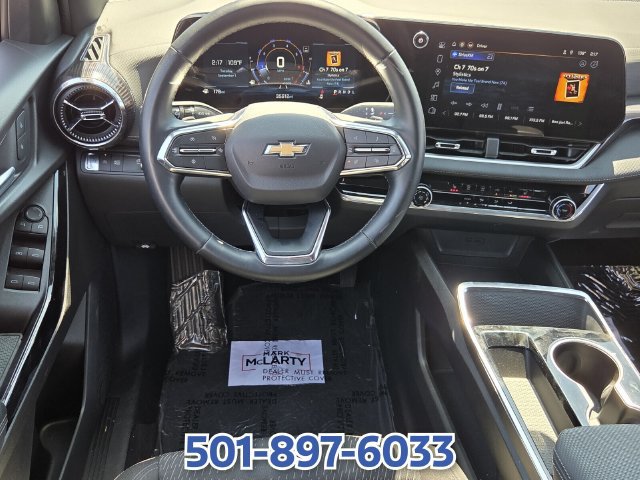 Used 2025 Chevrolet Equinox LT FWD image 11