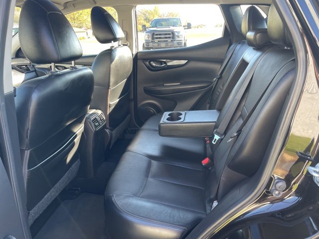 Used 2018 Nissan Rogue Sport SL w/ SL Premium Package image 10