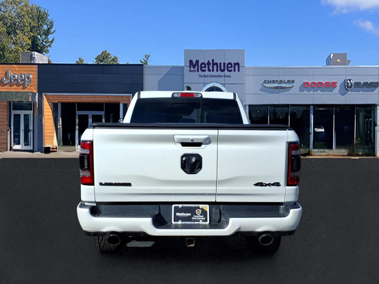 Used 2022 RAM 1500 Laramie AWD/4WD image 5