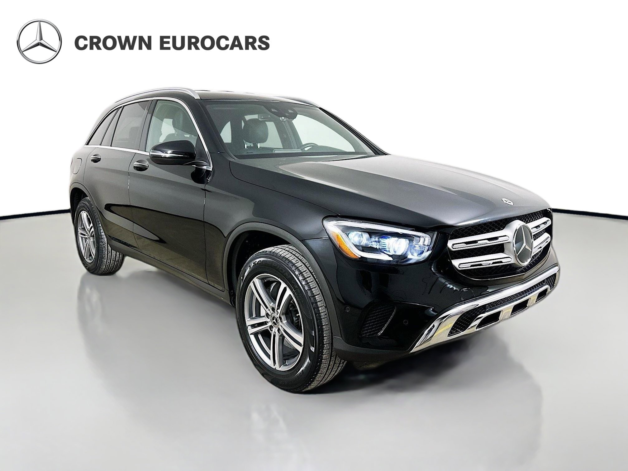 Used 2022 Mercedes-Benz GLC 300 4MATIC image 3