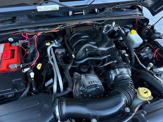 Used 2016 Jeep Wrangler Unlimited Rubicon image 34