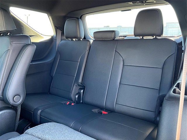 New 2026 Chevrolet Traverse LT w/ Sun and Wheel Package image 14