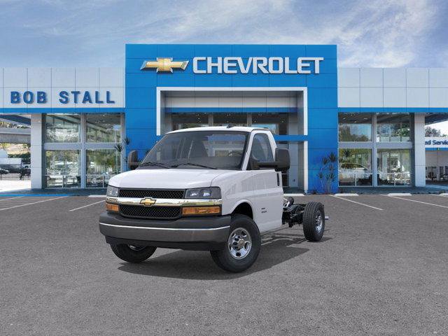 New 2026 Chevrolet Express 3500 w/ Power Convenience Package RWD image 8