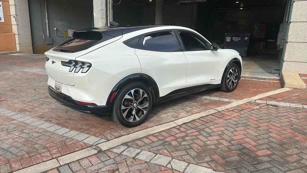 Used 2021 Ford Mustang Mach-E Premium image 6