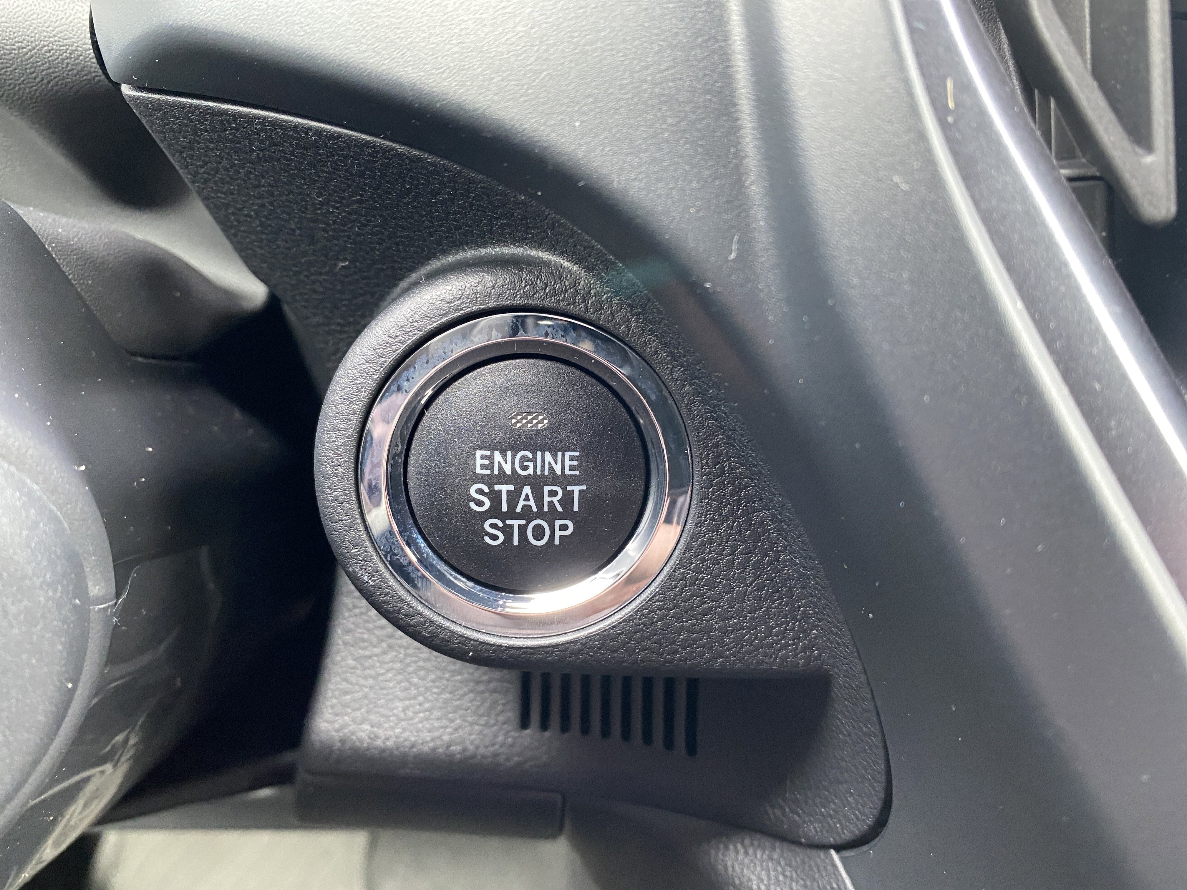 Used 2025 Subaru Forester Limited image 32