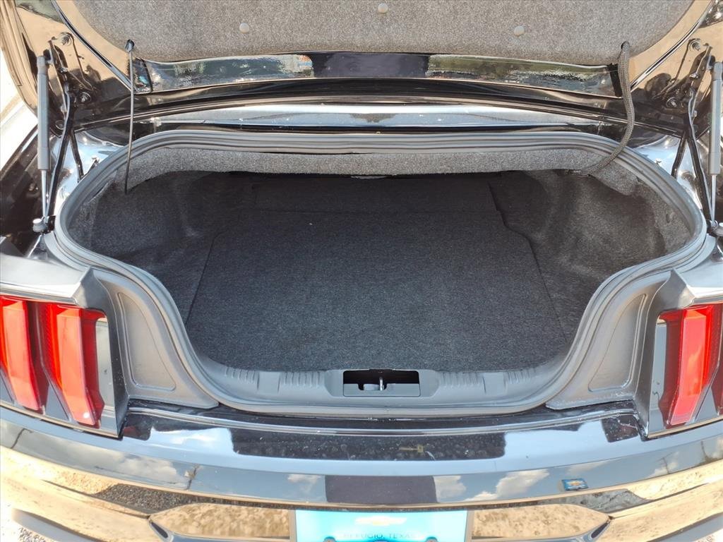 Used 2023 Ford Mustang Premium image 15