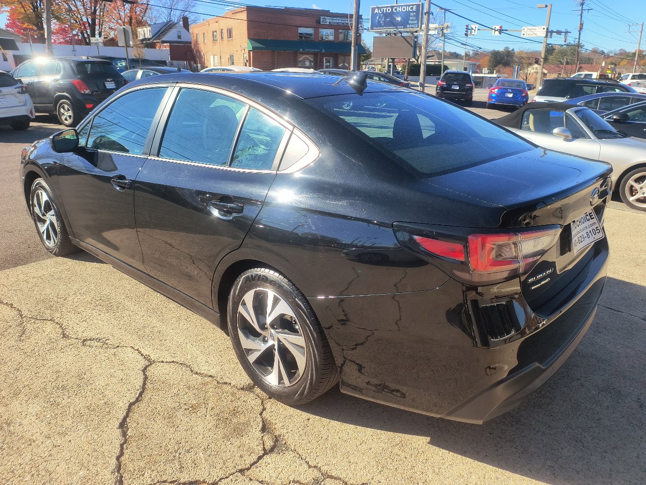 Used 2023 Subaru Legacy Premium image 9