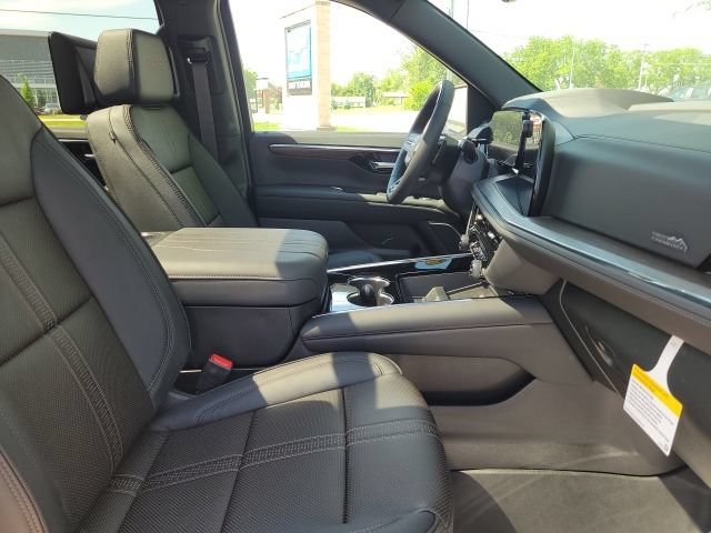 New 2026 Chevrolet Suburban High Country AWD/4WD image 26