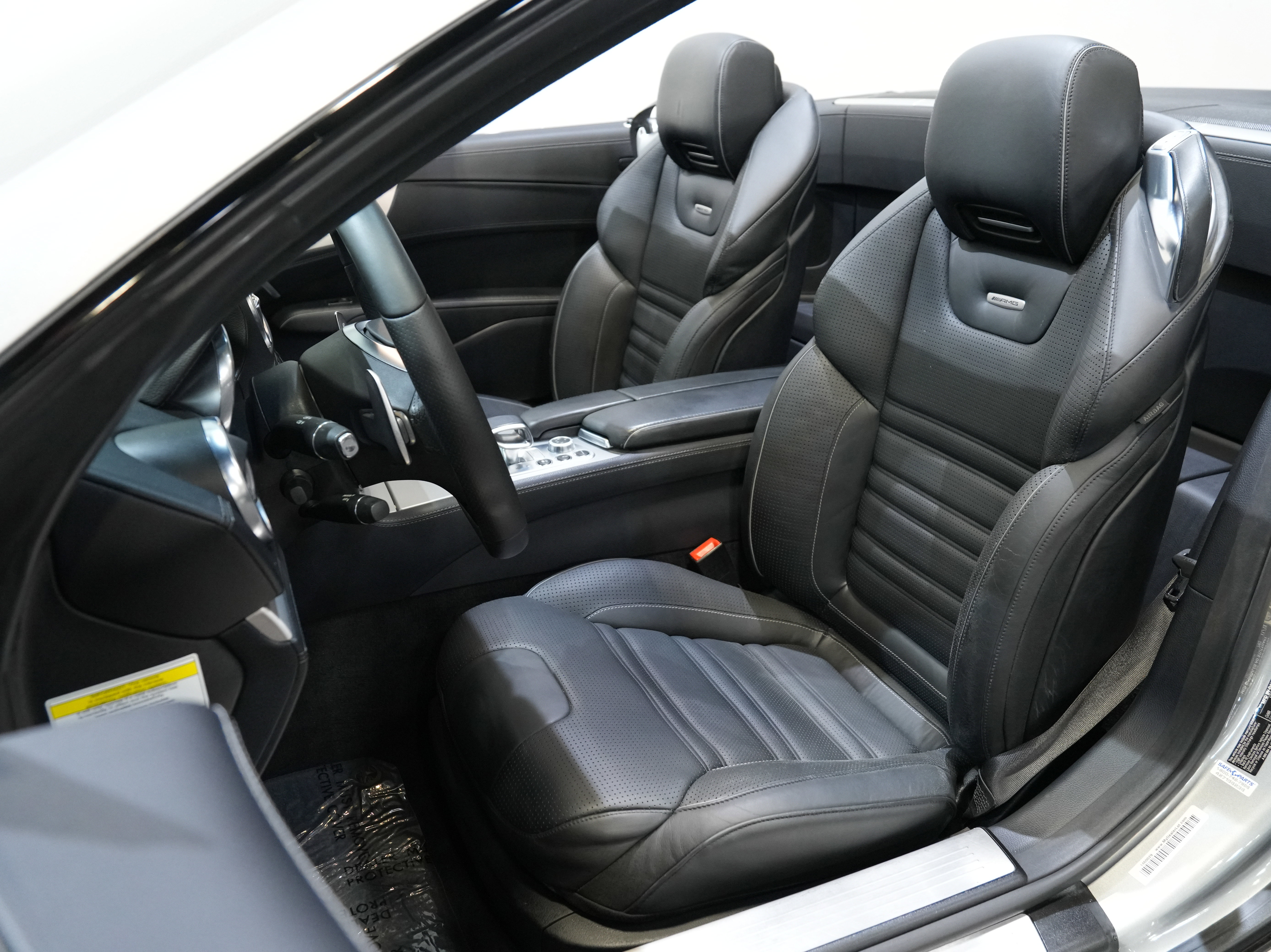 Used 2013 Mercedes-Benz SL 63 AMG image 24