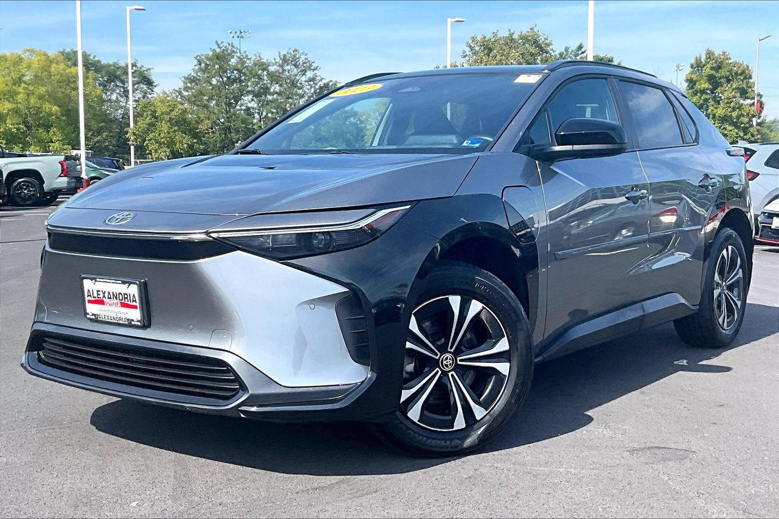 Used 2023 Toyota bZ4X AWD w/ Weather Package