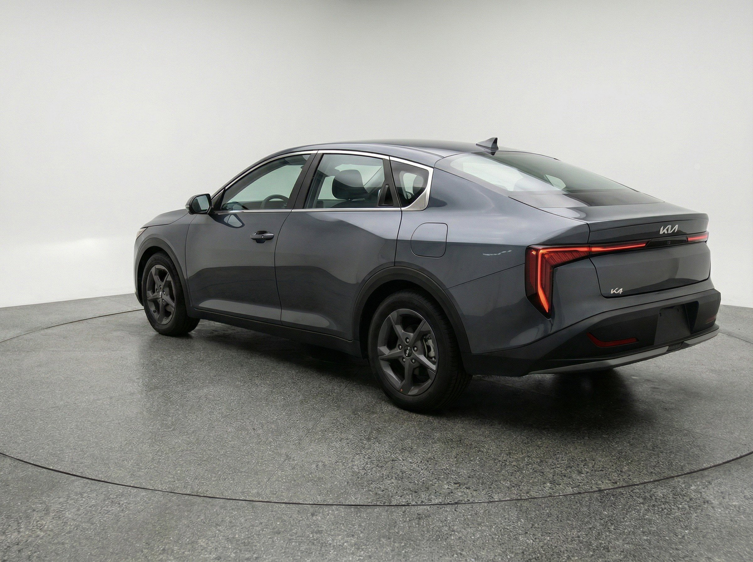 Used 2025 Kia K4 FWD image 6
