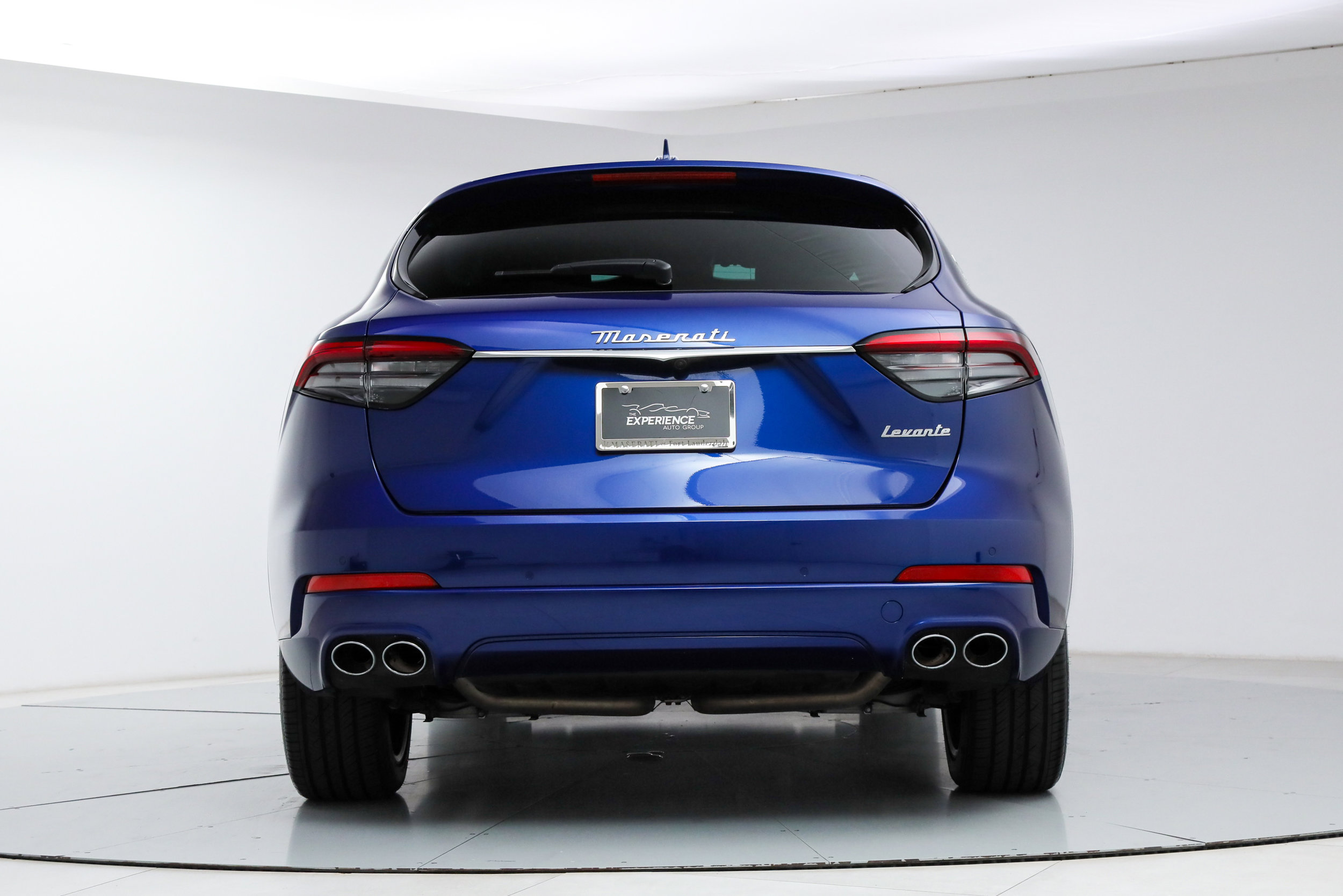 Certified 2023 Maserati Levante GT AWD/4WD image 4