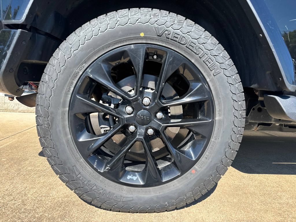 Used 2021 Jeep Wrangler Unlimited Sahara AWD/4WD image 23