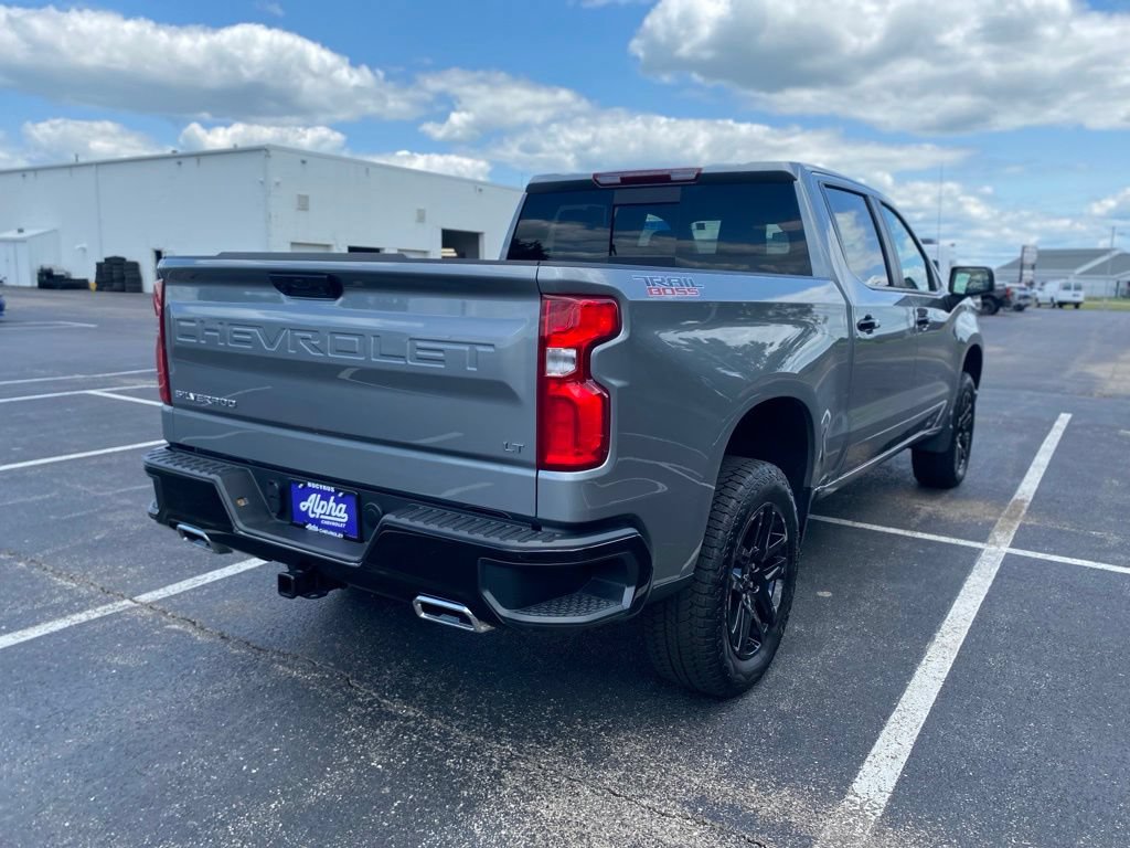 Used 2026 Chevrolet Silverado 1500 LT Trail Boss w/ Convenience Package II AWD/4WD image 7