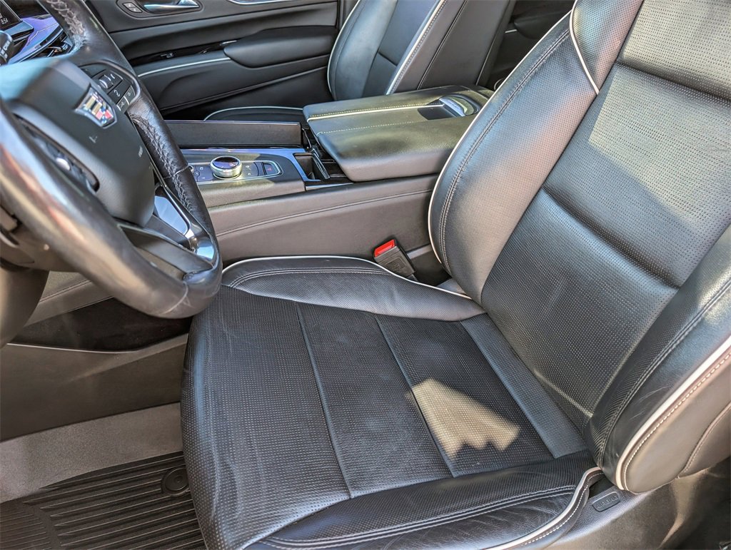 Used 2021 Cadillac Escalade Sport w/ Driver Assist Tech Package image 9