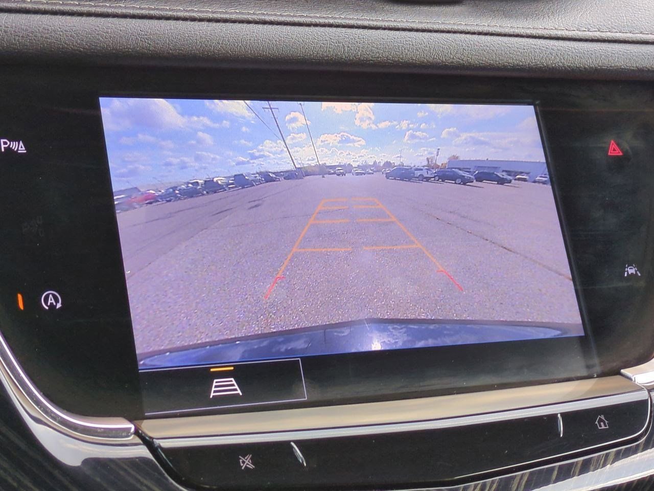 Used 2024 Cadillac XT6 Premium Luxury image 31