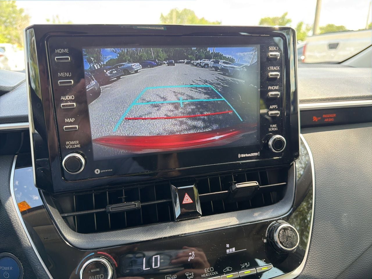 Used 2021 Toyota Corolla LE FWD image 11
