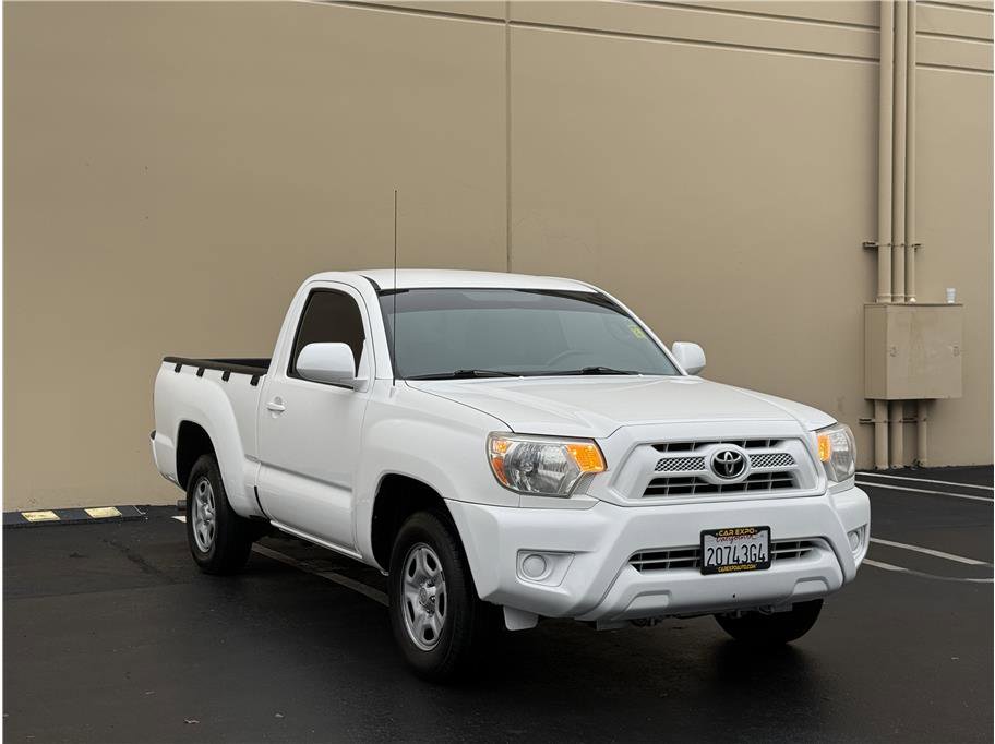 Used 2014 Toyota Tacoma 2WD Regular Cab image 2